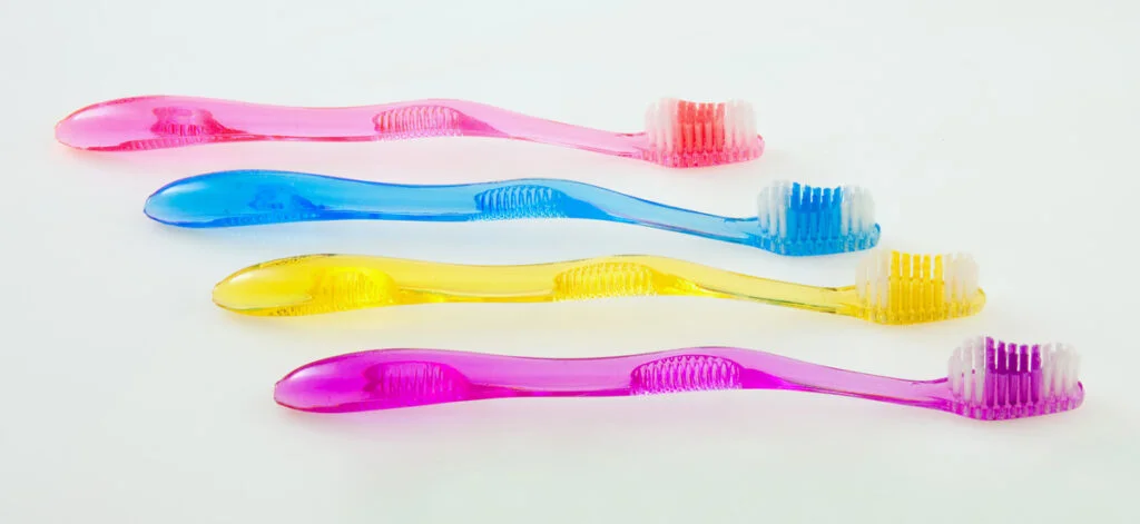 Dental Basics: A Clean Toothbrush