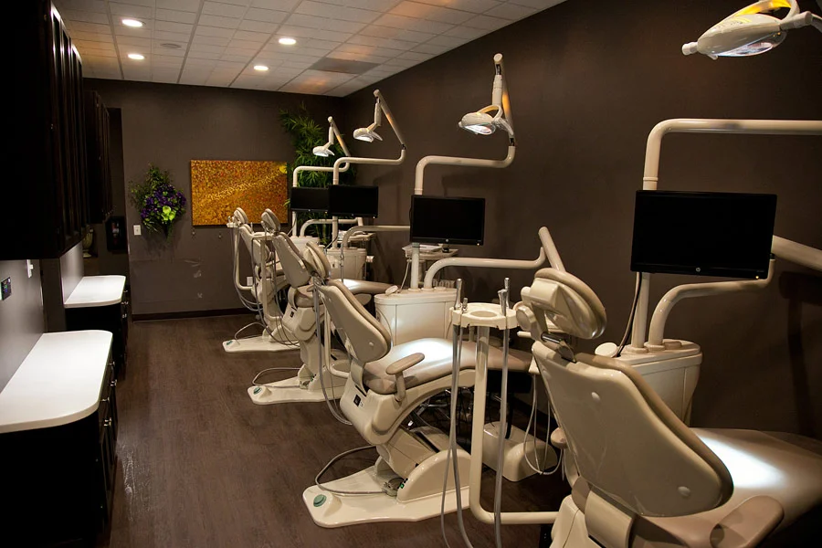 How Do You Describe the Dental Chair?