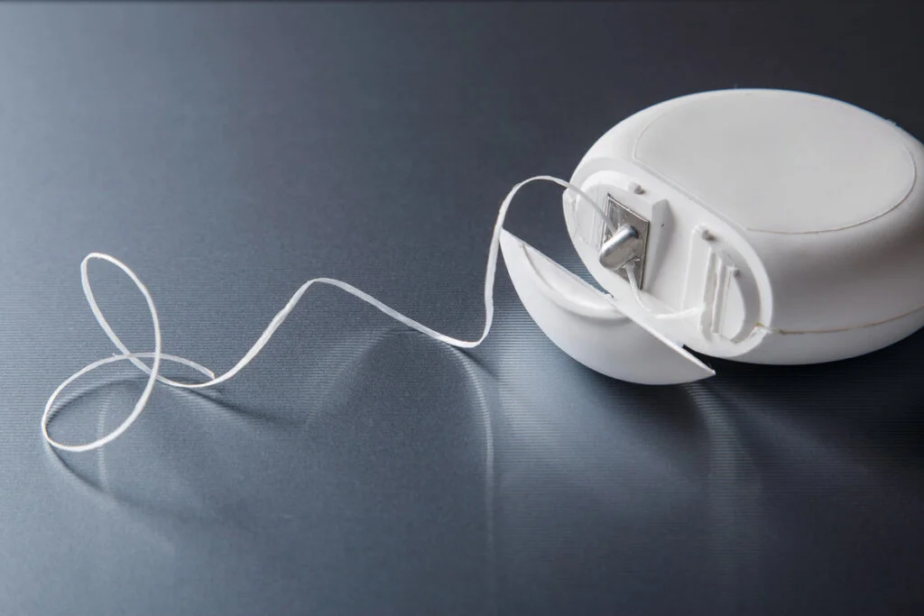 Six Reasons To Floss Everyday